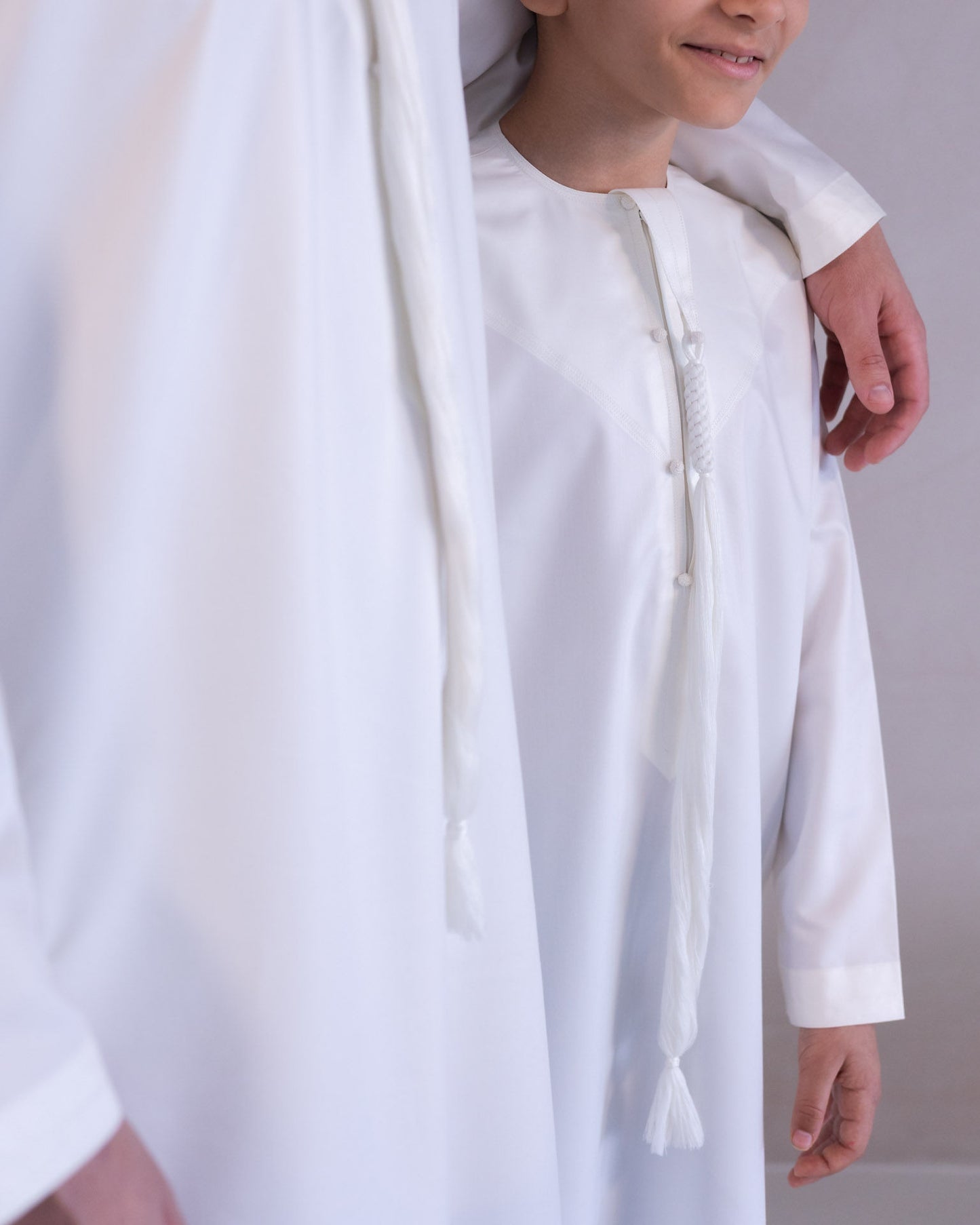 EMIRATI QAMEES - OFF WHITE