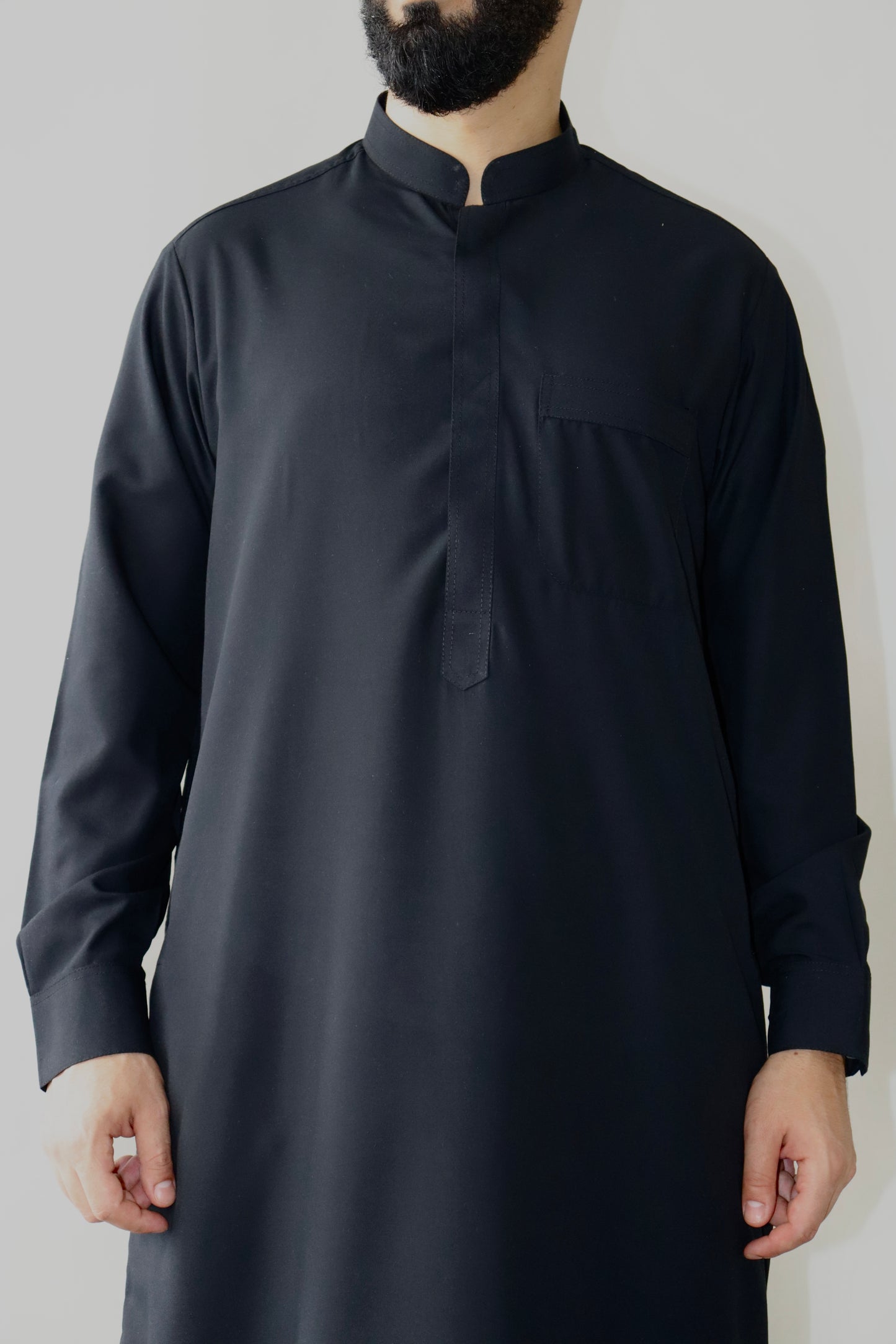 QP SAUDI QAMEES - BLACK